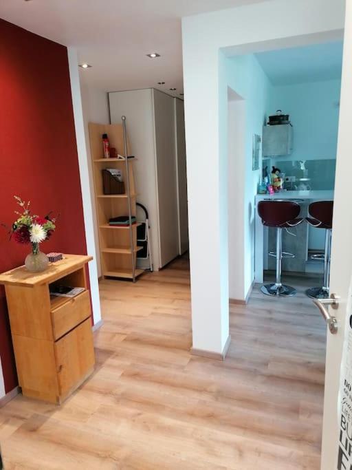 Apartment Ludwigsburg, Ruhige Lage Im Gruenen, Schlossnaehe, Bluehendes Barock